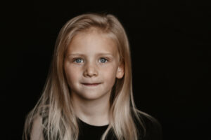 portret meisje blond haar
